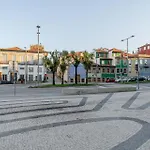 Limehome Rua De Dom Manuel Ii Apartahotel