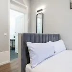 Limehome Rua De Dom Manuel Ii Apart-hotel 4*