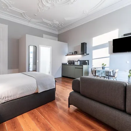 Limehome Rua De Dom Manuel Ii Lägenhetshotell 4*
