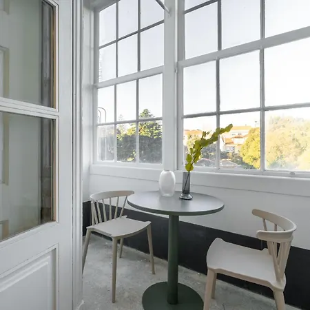 Limehome Rua De Dom Manuel Ii Lägenhetshotell 4*