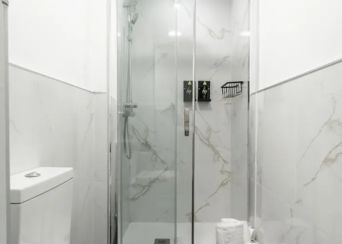 Limehome Rua De Dom Manuel Ii Apart-hotel Porto