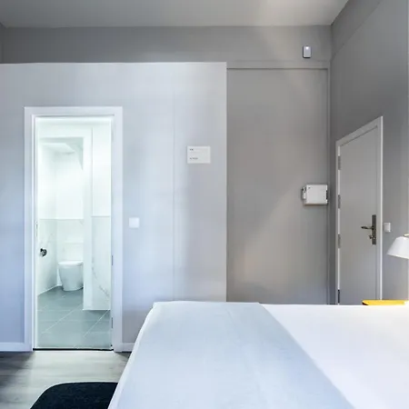 Limehome Rua De Dom Manuel Ii Apartament