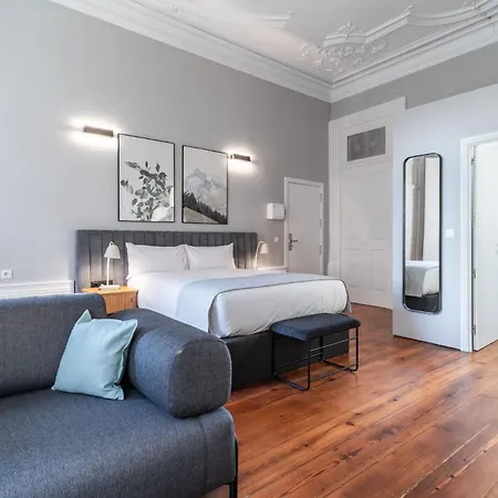 Апарт-отель Limehome Rua De Dom Manuel Ii 4*