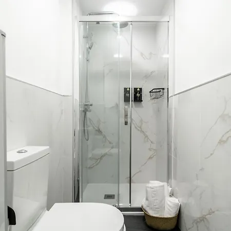 Limehome Rua De Dom Manuel Ii Apartmanhotel Porto