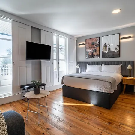 Limehome Rua De Dom Manuel Ii Lägenhetshotell Oporto