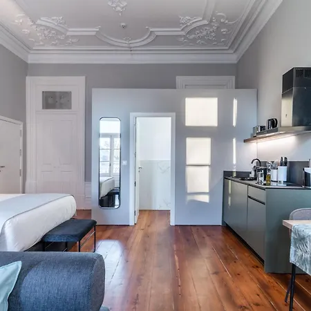 Limehome Rua De Dom Manuel Ii 4* Oporto