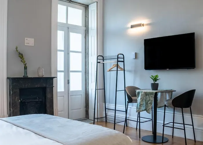 Limehome Rua De Dom Manuel Ii